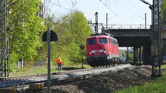 Transport System of Train Road