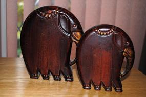 Elephants Carved Wood in the interior of the room close-up