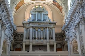 big Organ Church