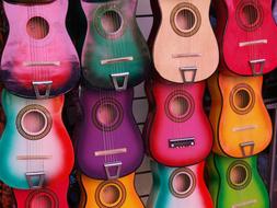 Play color guitar