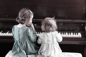 Music Piano playing children