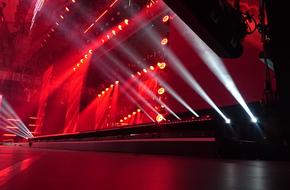 red light on the music stage