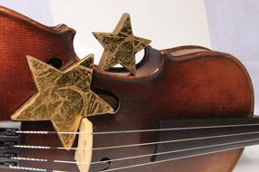 Violin Star Gold