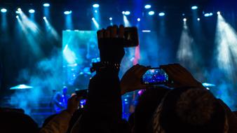 Audience Band Blur celebration