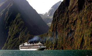 big Cruise Ship Ocean