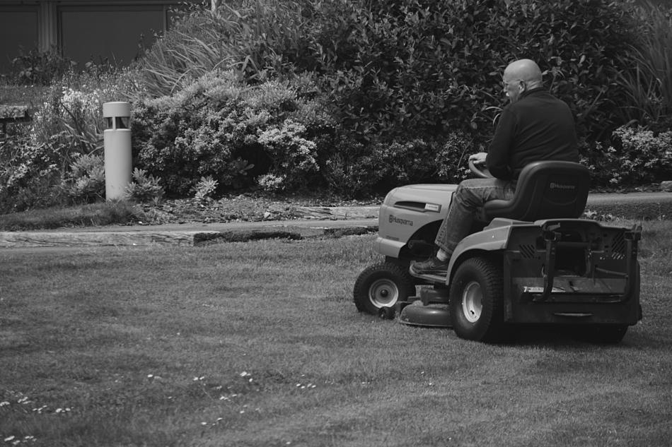 Black And White pholto of Lawn mover