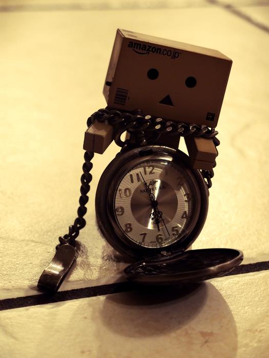Danbo with the shiny, retro clock