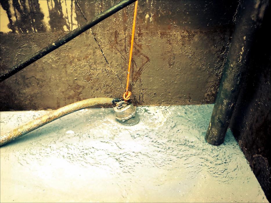 motor operation in white water