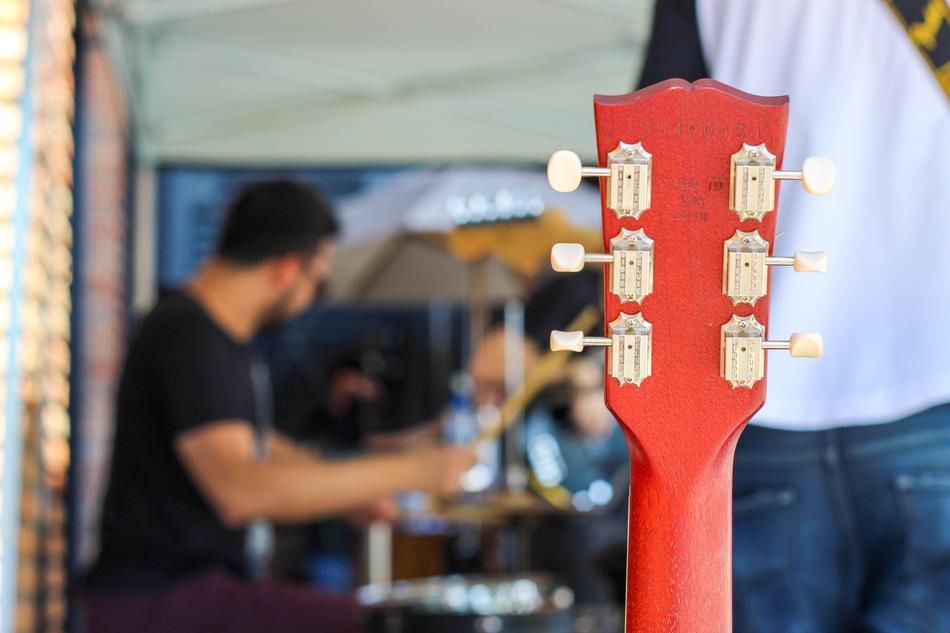 one red Guitar