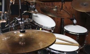 photo of a drum kit in the studio