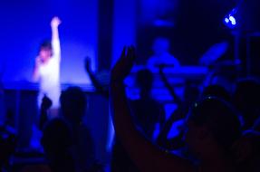 Concert Cheering
