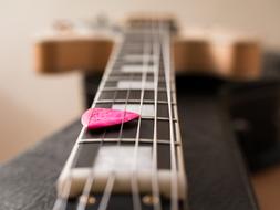 Electric pink pick