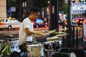 Drum Set street