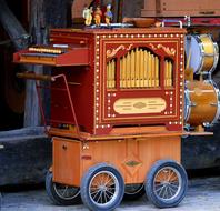 antique mobile organ