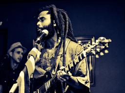 Singer Dreads
