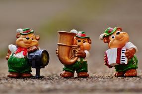 Bear Bavaria Musician ceramic