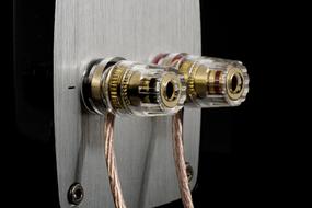 brass Connection of Speaker Cable