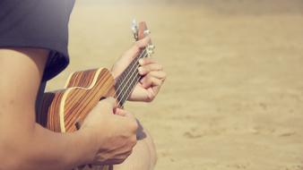 Guy small Guitar
