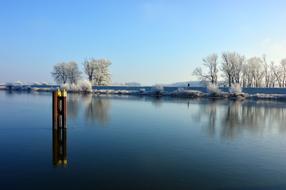 first hoarfrost by the lake