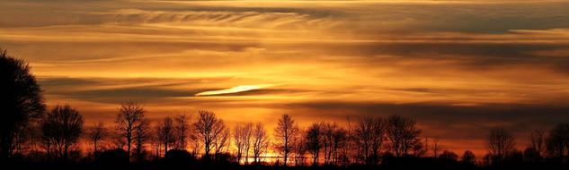 extraordinarily beautiful Sun Evening Sky