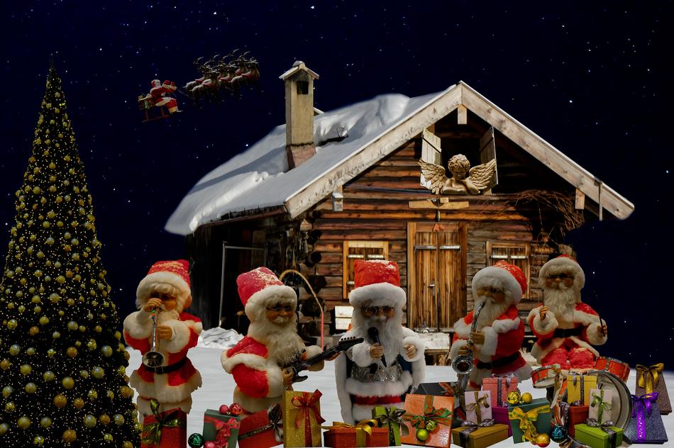music band of Santas, christmas decoration