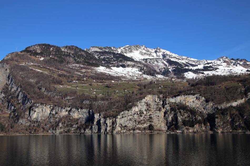 Beautiful Array Mountains with the snow