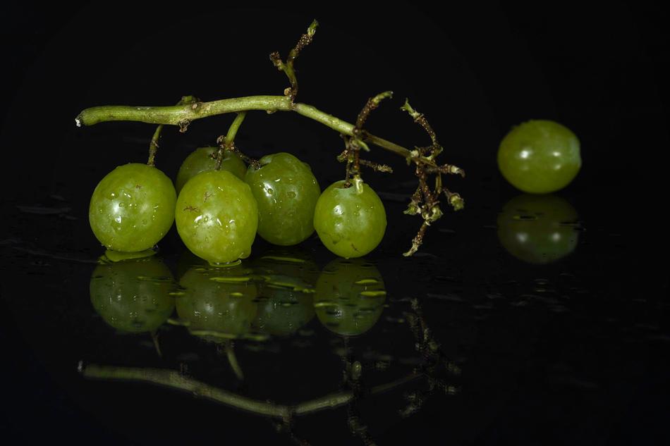 enchanting Grapes Fruit