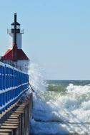 Wave Lighthouse