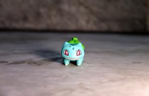 Small Cute monster toy