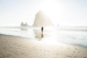 Guy Man on sea