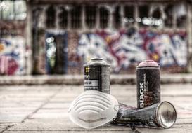 empty spray cans