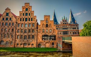 Holsten Gate Building