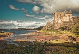 wonderful Castle r Scotland