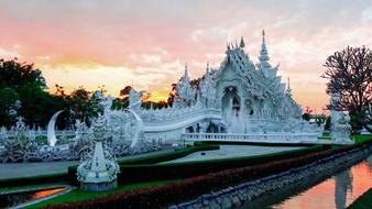 amazing Buddhist temple in Thailand