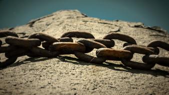 Rock, Iron Chain