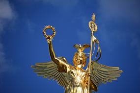 golden statue of the Siegessaule in Berlin