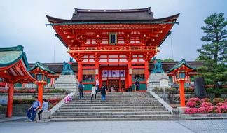 red Fushimi Inari-Taisha temple in Japan