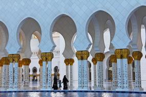 Muslim minaret