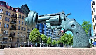 twisted pistol as a sculpture in Gothenburg, Sweden