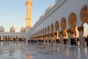 sheikh zayed grand mosque