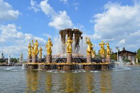 gold Friendship Fountain