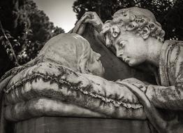 ravishing Grave Tomb