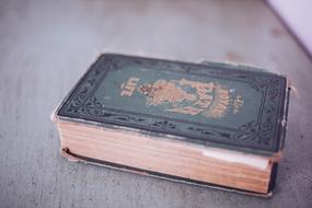 Book Old Antique pink