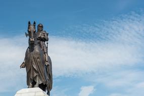 Robert Bruce King statue