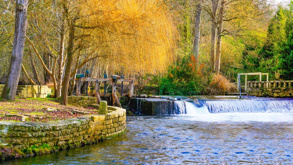 river at Moret Sur Loing