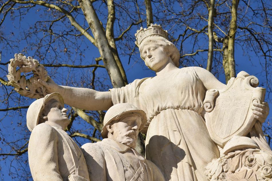 stone statues in France