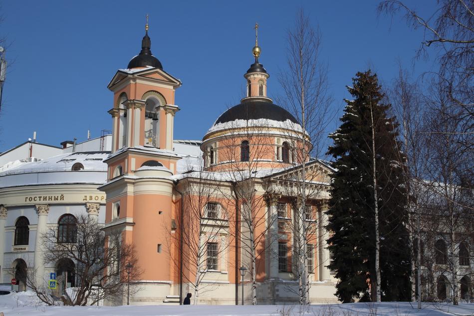 Church Old snow