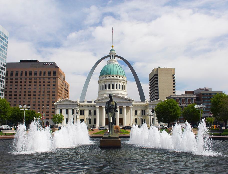 Arch Kiener Plaza Old