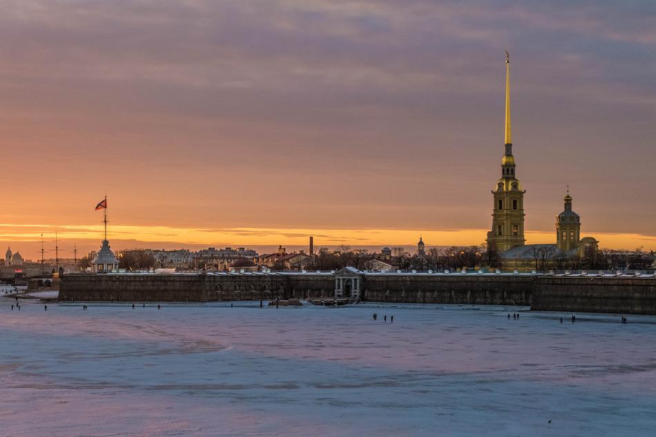 beauty of St. petersburg at dusk
