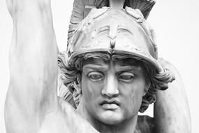 Piazza Della Signoria face statue